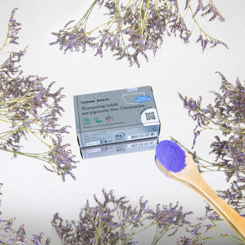 Comment se laver les cheveux avec un shampoing bleu déjaunissant ?