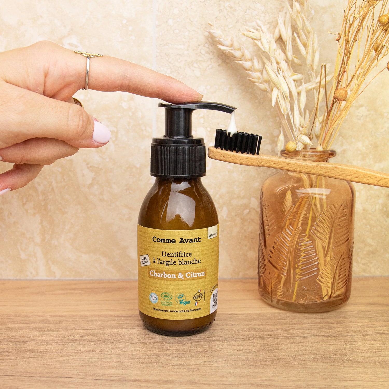 dentifrice en pate argile blanche citron et charbon comme avant