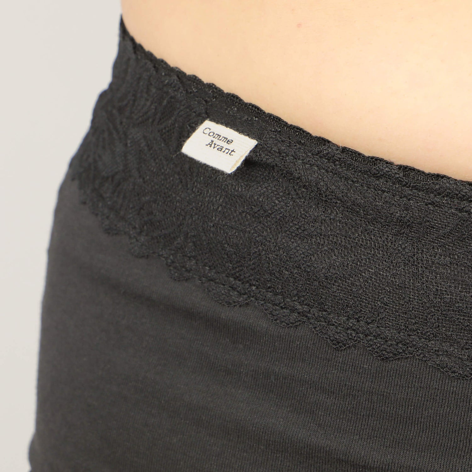 Shorty menstruel taille haute comme avant