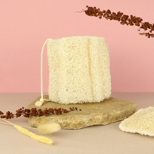 Fleur de douche en loofah : comment l'utiliser, l'entretenir et éviter les bactéries