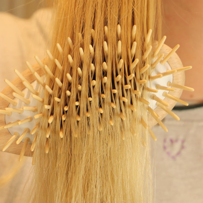 Comment laver sa brosse à cheveux ? - Comme Avant