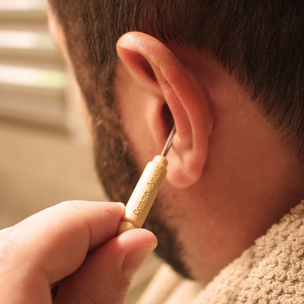 cure oreille en bois de charme