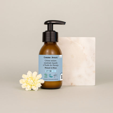 Crème solaire liquide naturelle parfumée ou sans parfum : que choisir pour votre peau ?