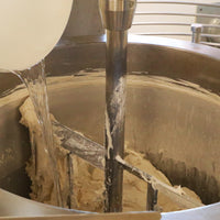 Production du dentifrice en pâte à l'argile blanche parfum menthe 