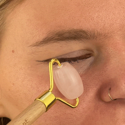 Rouleau visage en quartz rose