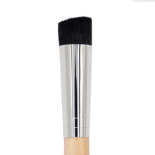 Pinceau blush en bois de hêtre