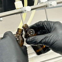 Production artisanale du sérum autobronzant comme avant