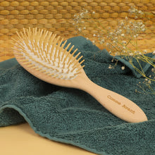 Brosse à cheveux en bois de hêtre naturel